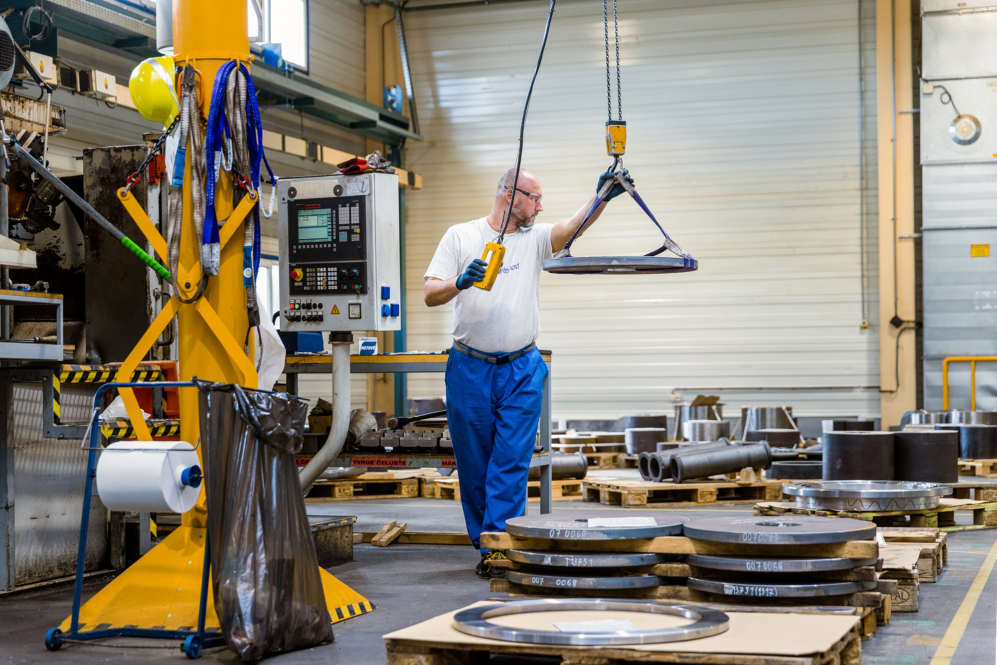 a person holding a metal object